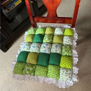 Handmade chair pad